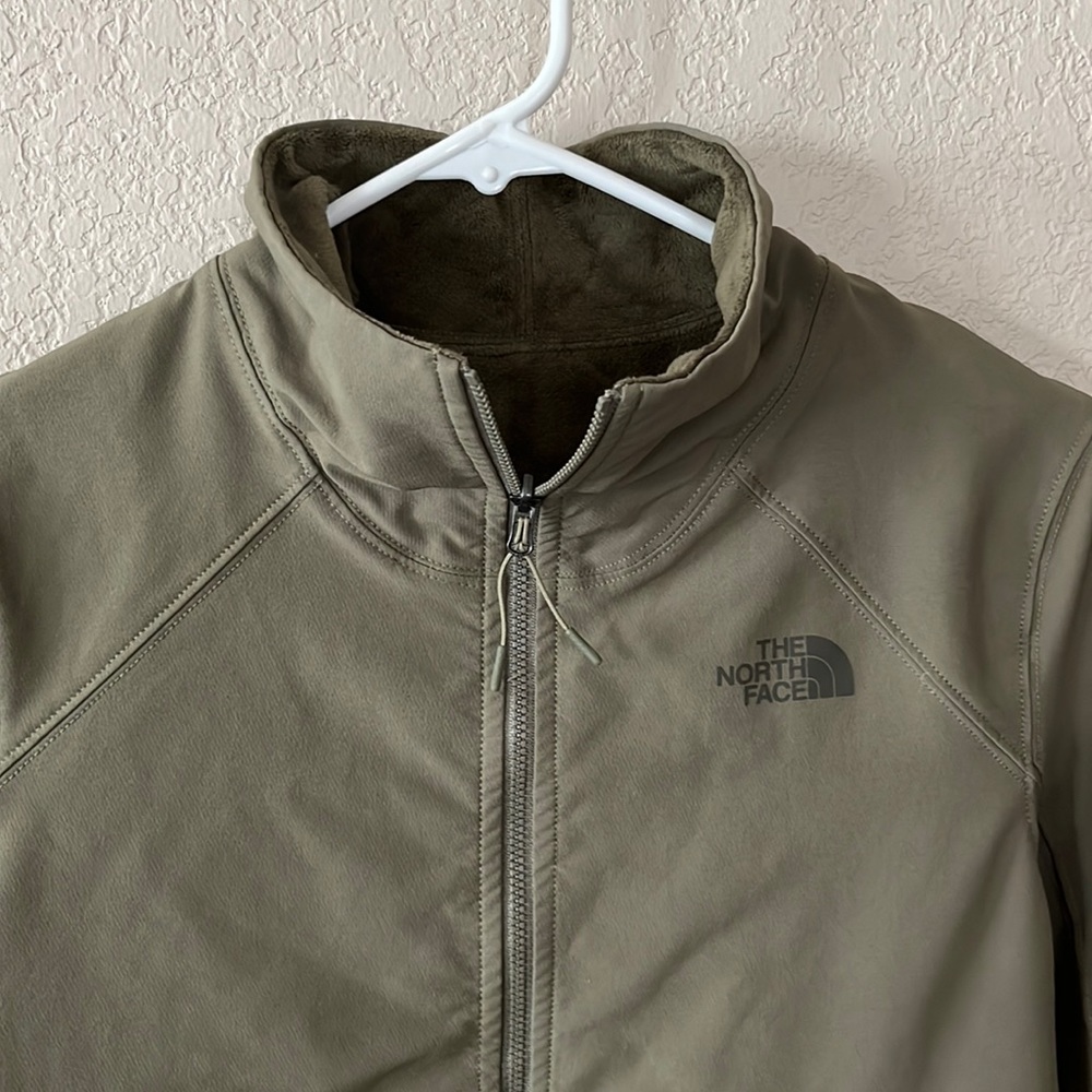 The North Face Fleece-lined REVERSIBLE 1/2 Zip Olive Green NICE CONDITION—RARE